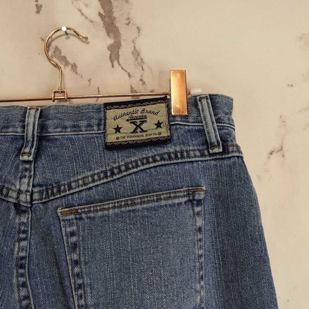 Wrangler Jeans Womens 8 X 32 20x Straight Leg Light Wash Vintage Denim - Picture 9 of 10